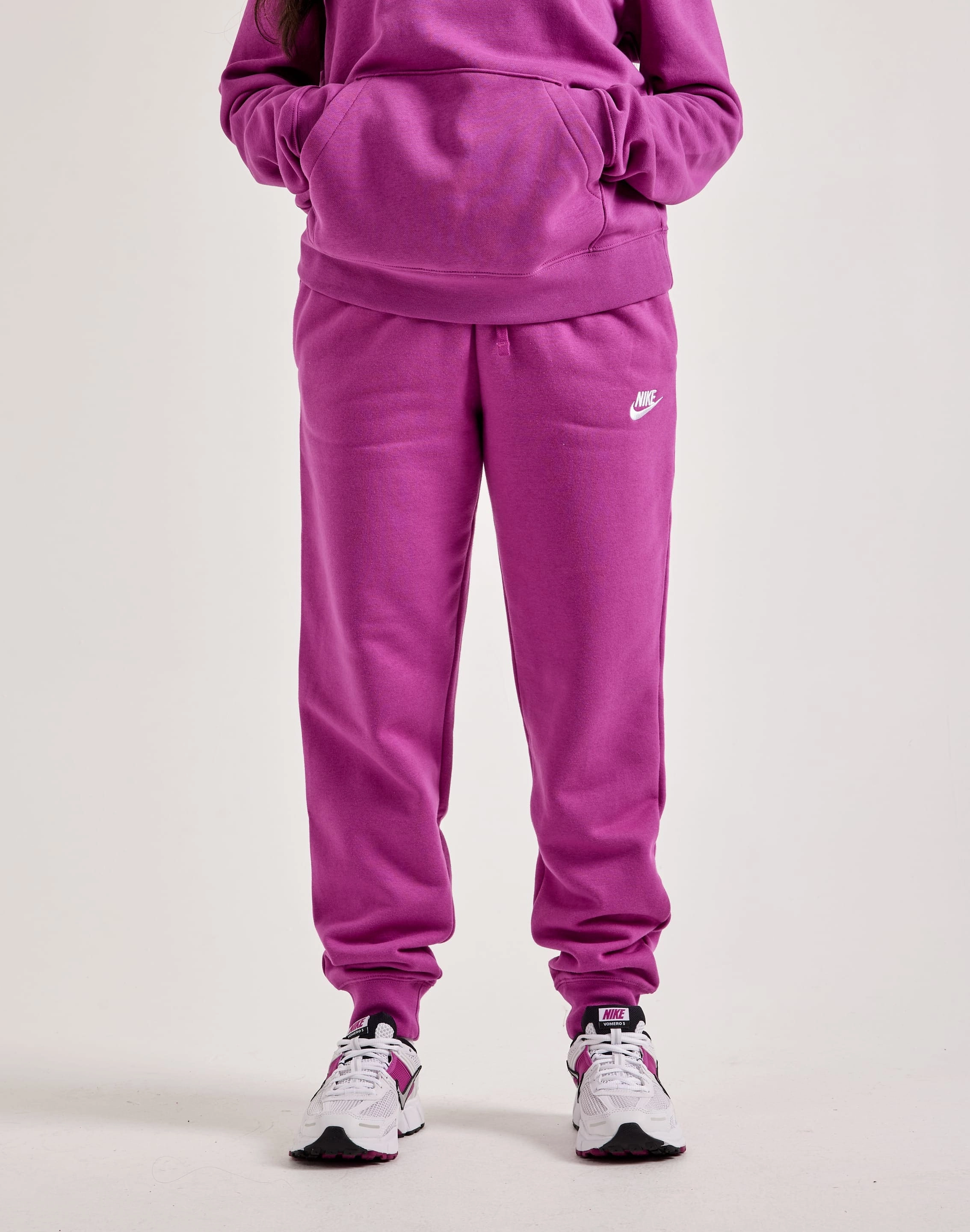 Nike Club Fleece Mid-Rise Pants Fashion advice Bohemian style items
