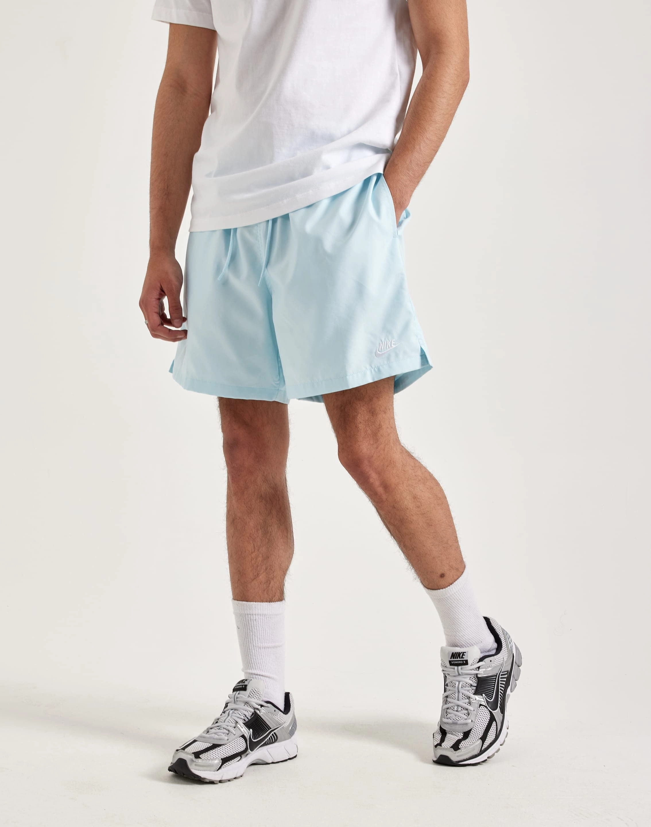 Nike Club Woven Flow Shorts Seasonal wear