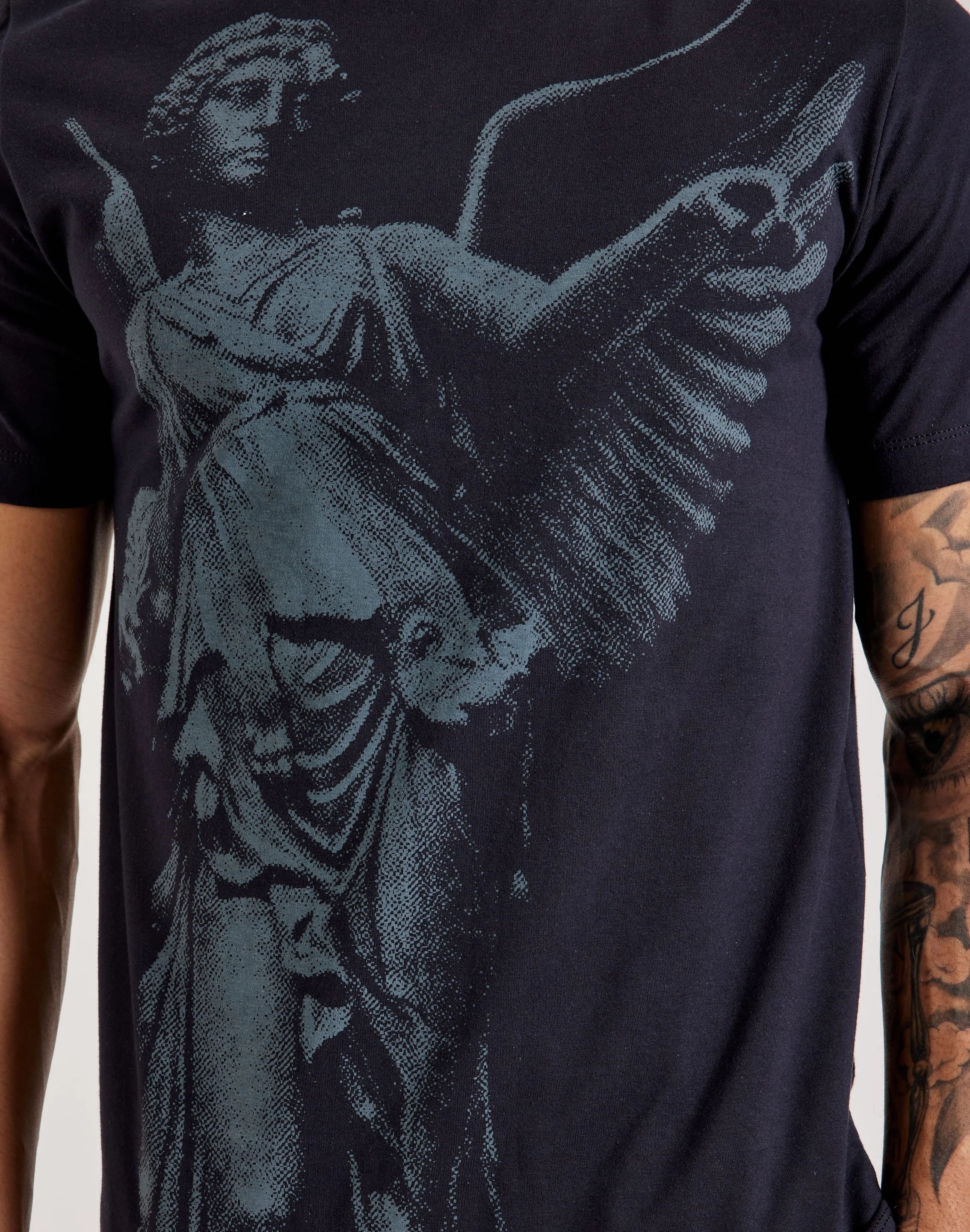 Nike Enshrined Tee Casual wear options