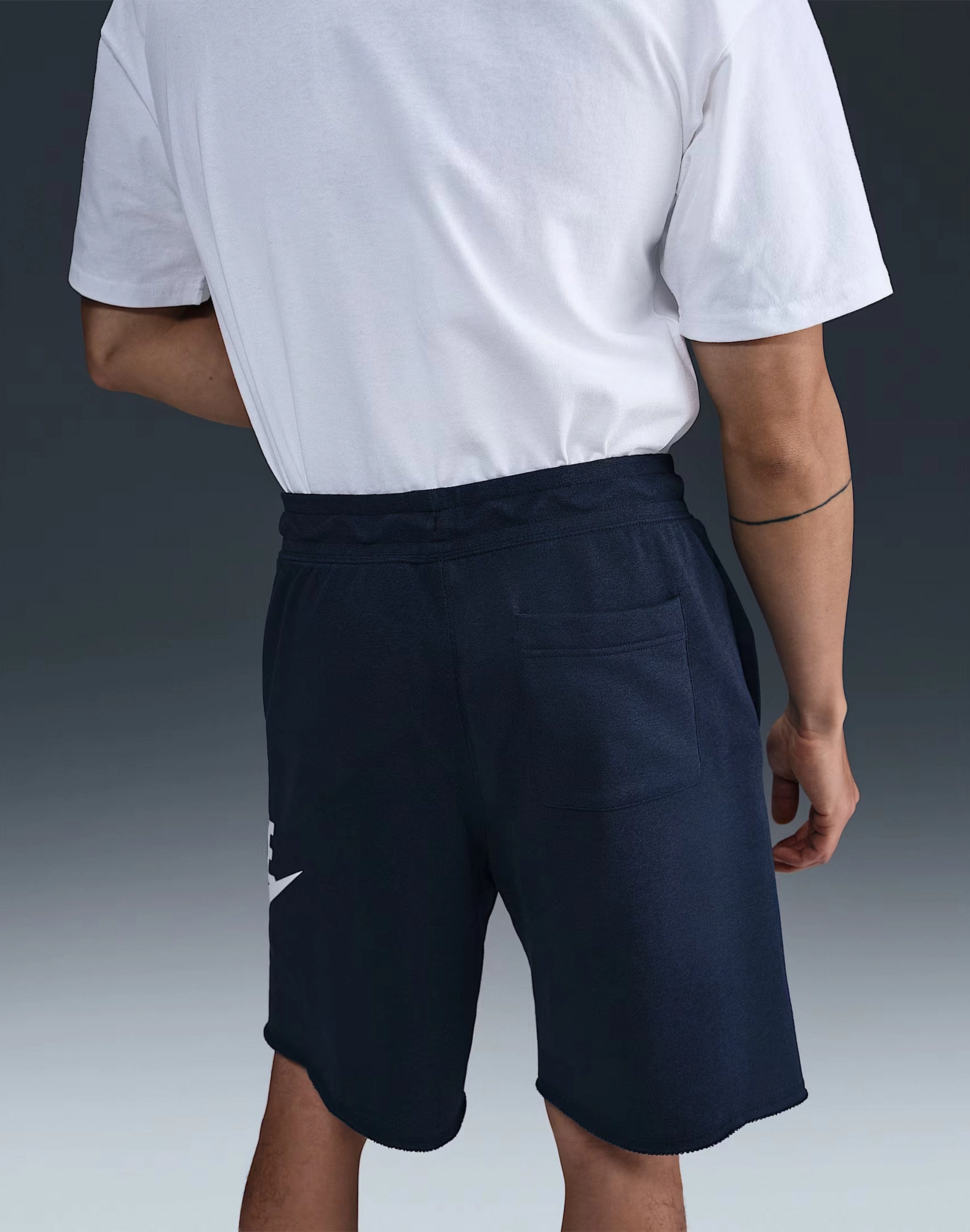 Nike French Terry Alumni Shorts Outerwear options