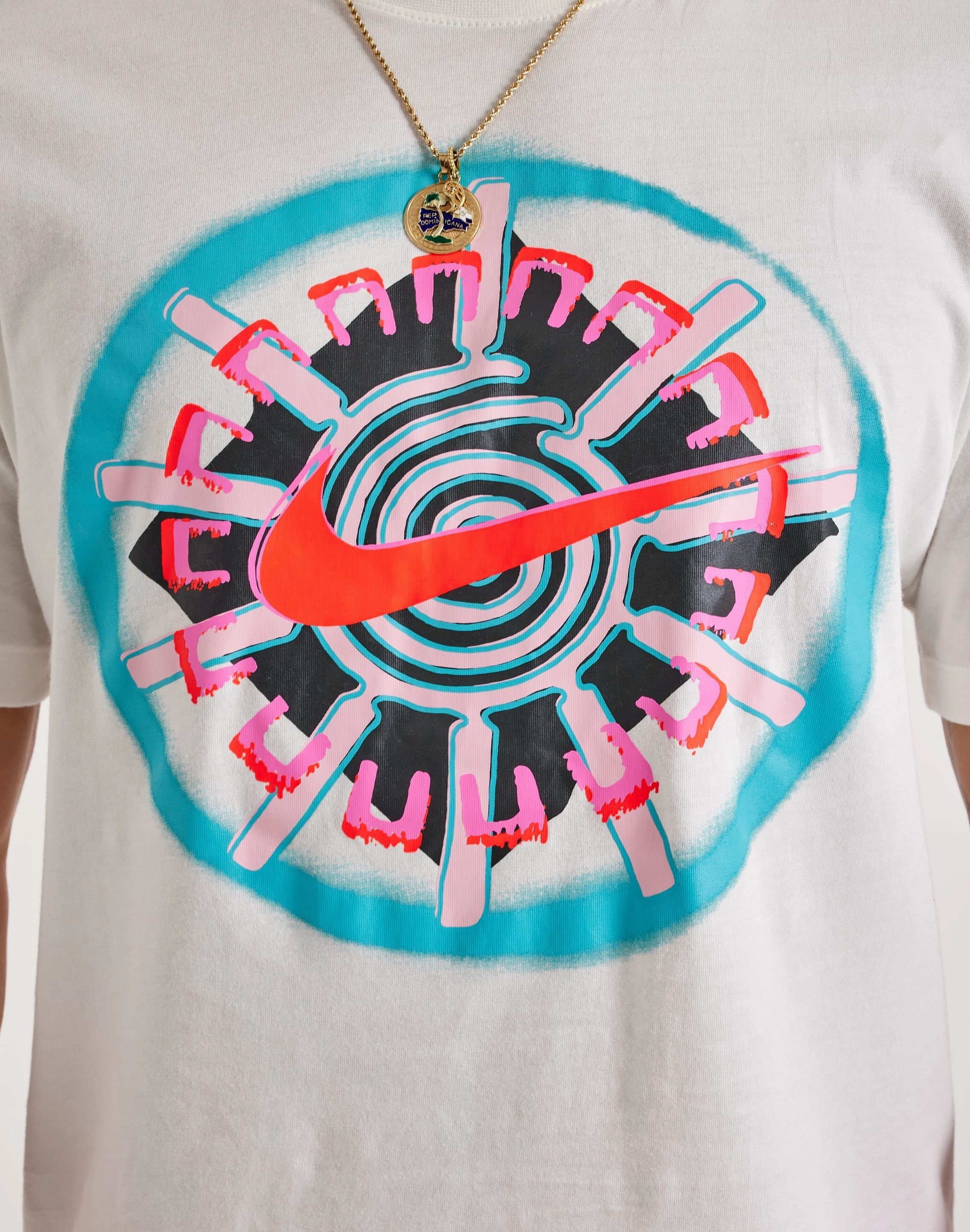 Nike Graphic Tee Comfortable apparel