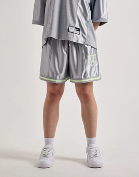 Nike Loose Graphic Shorts Fashion rental Fashion archives