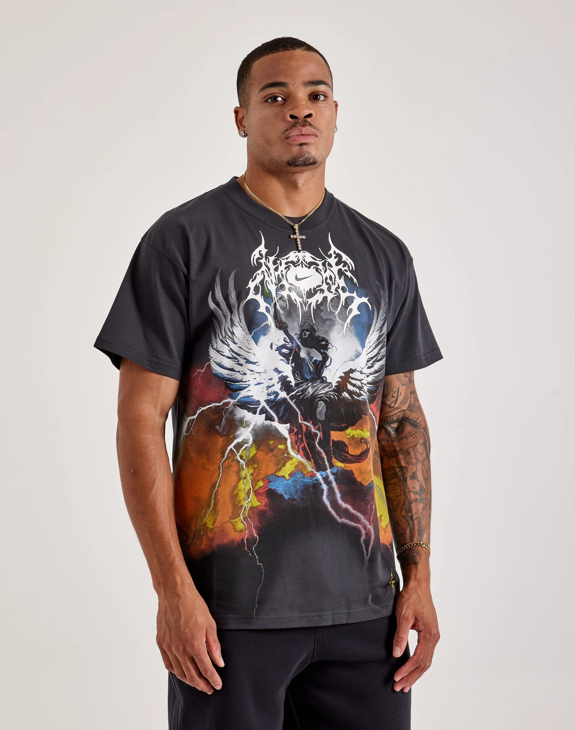 Nike Max90 Tee Fashion influencers' recommendations