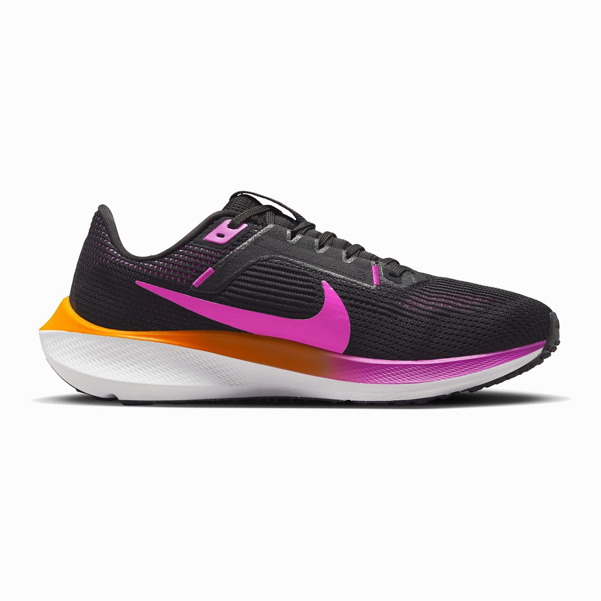 Nike Pegasus 40 First-rate Esteemed