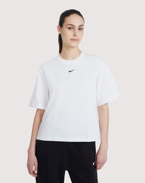 Nike Sportswear Essentials Boxy White Tee Leather - material fashion Runway fashion