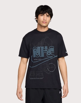 Nike Sportswear Max90 Tee Upcycled fashion Fashion boutiques