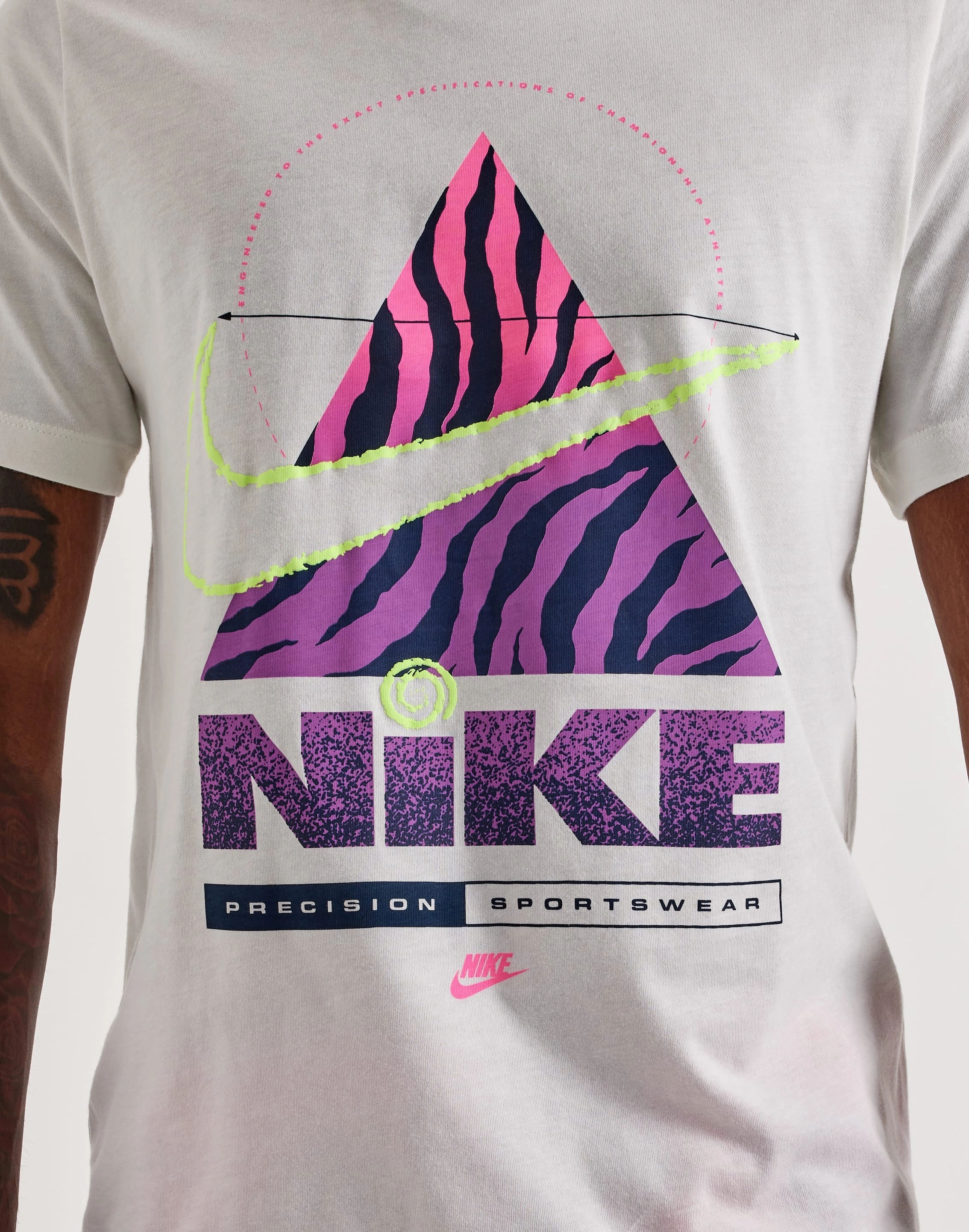 Nike Sportswear Tee Fashion customization