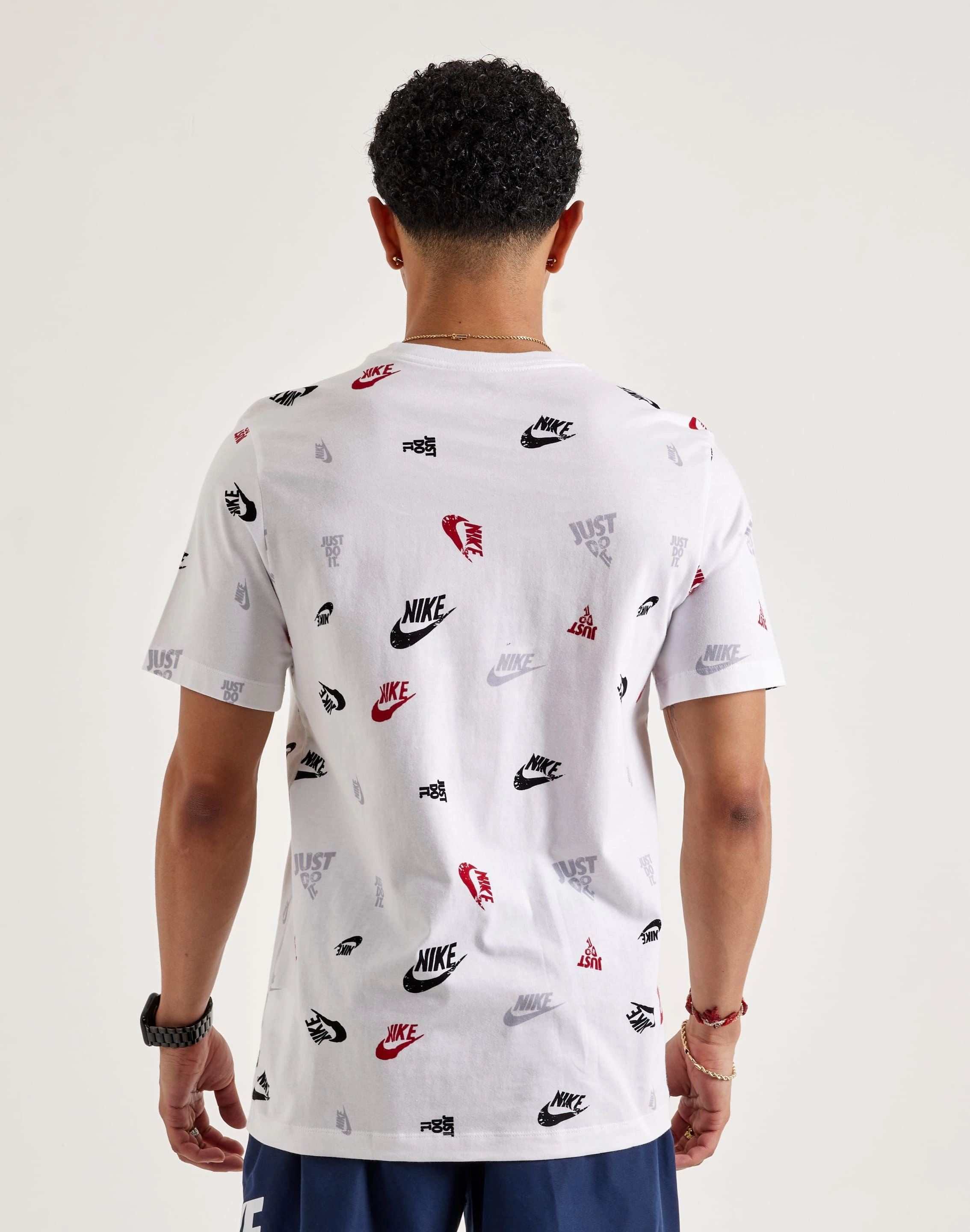 Nike Sportswear Tee Fashion for all ages