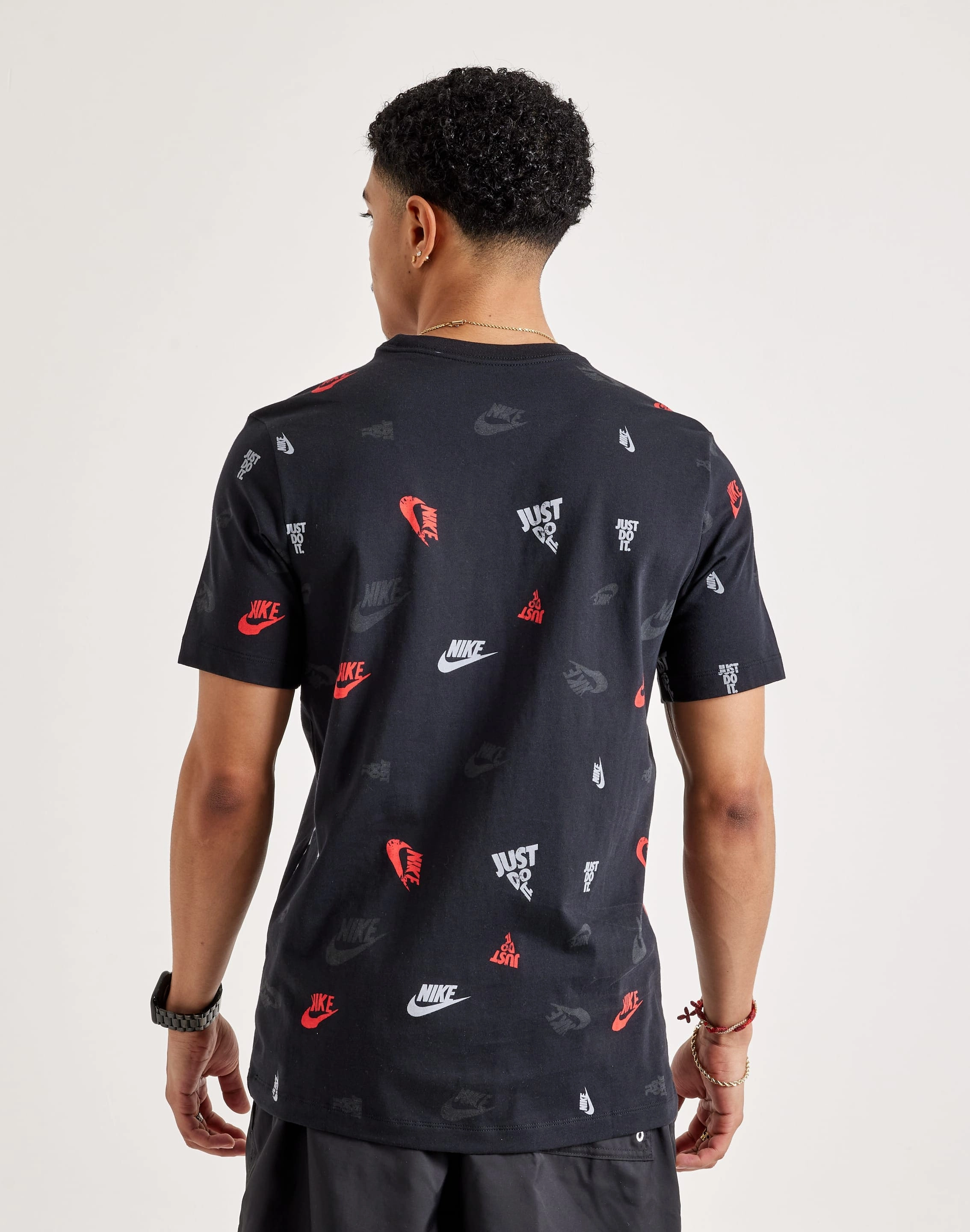 Nike Sportswear Tee Fashion shows