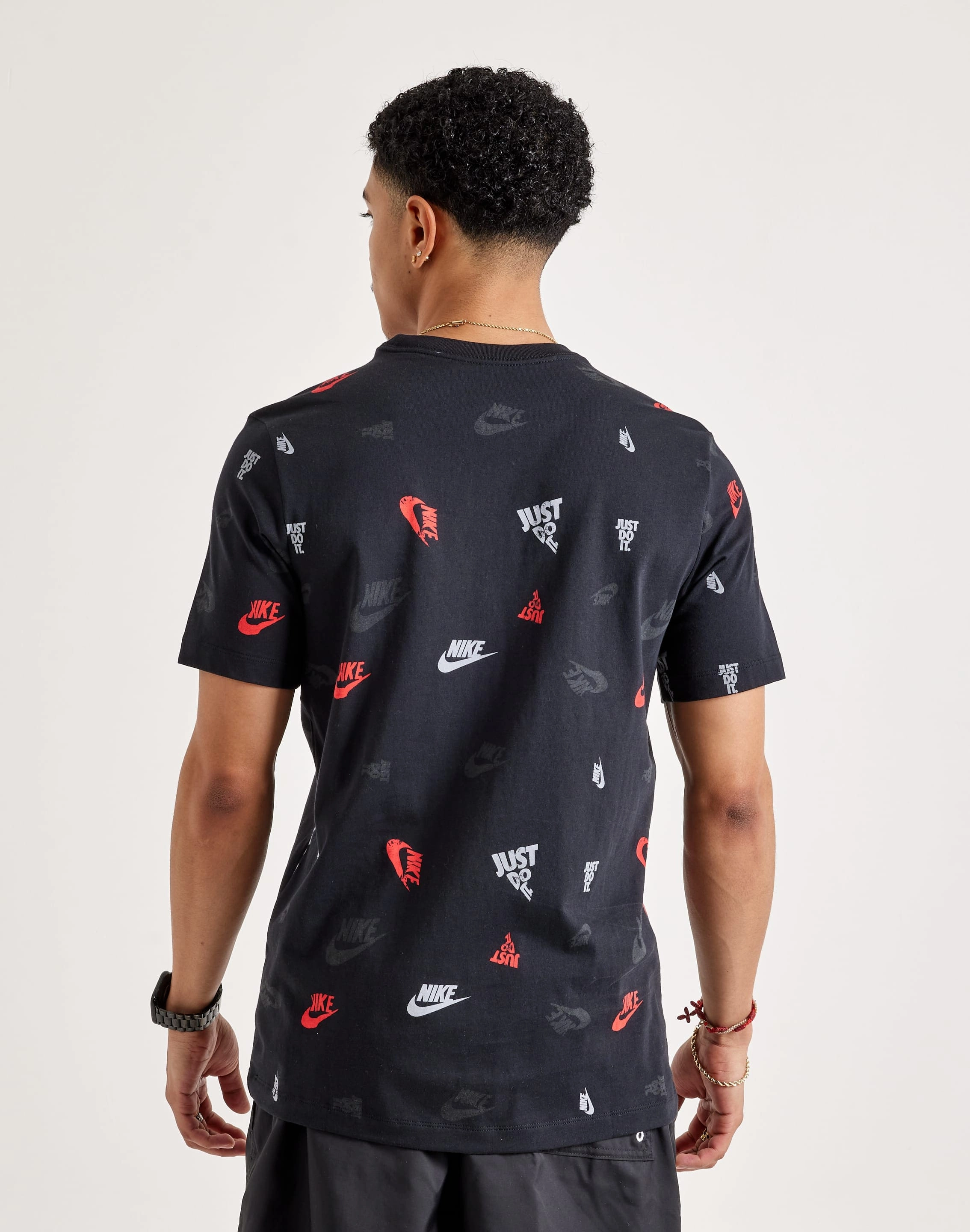 Nike Sportswear Tee Fashion shows