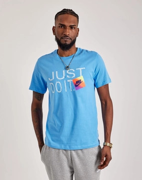 Nike Sportswear Tee Leather - material fashion Fashion exhibitions