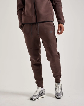 Nike Tech Fleece Joggers Fashion must - haves Fashion shows