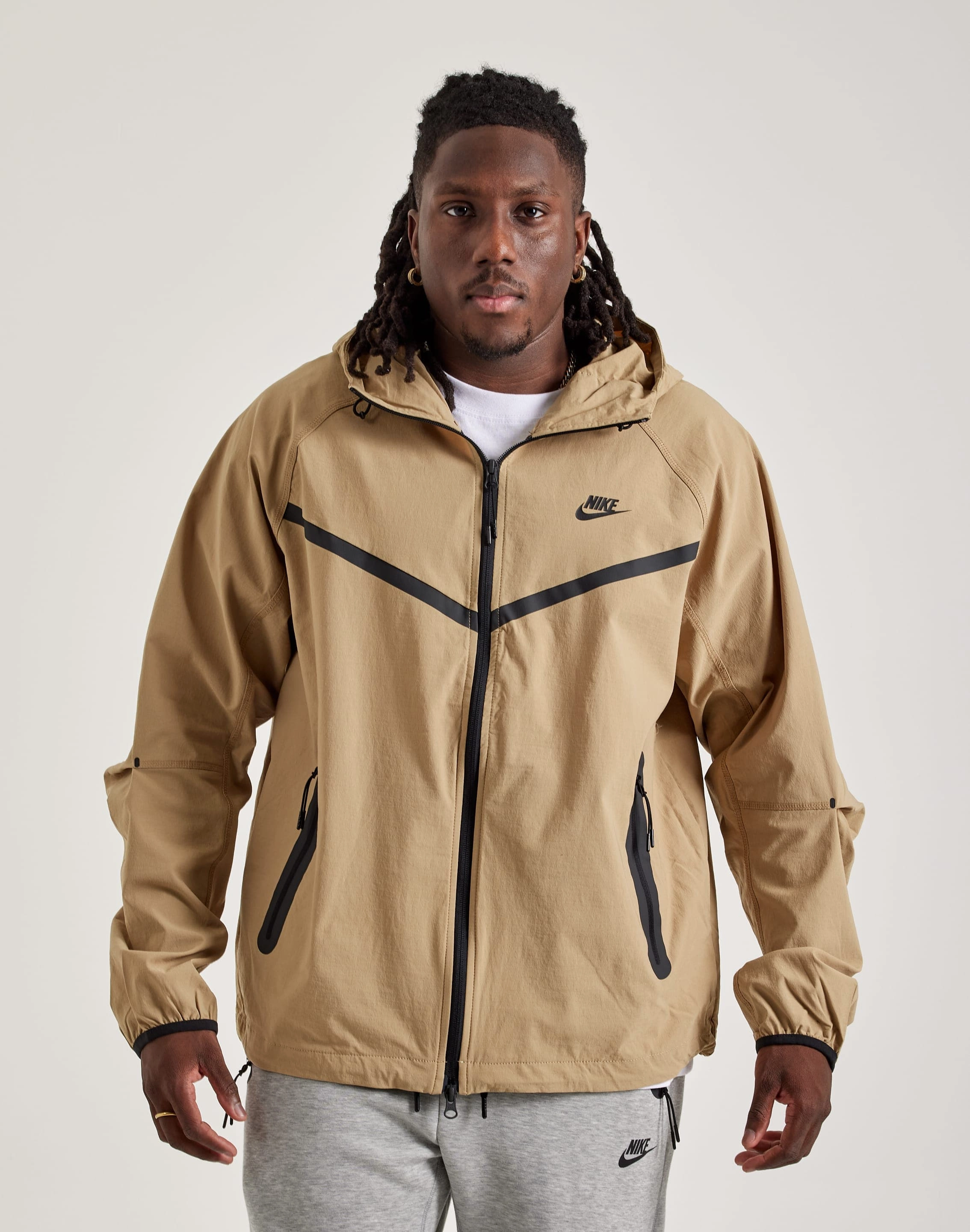 Nike Tech Woven Jacket Fashion must - haves