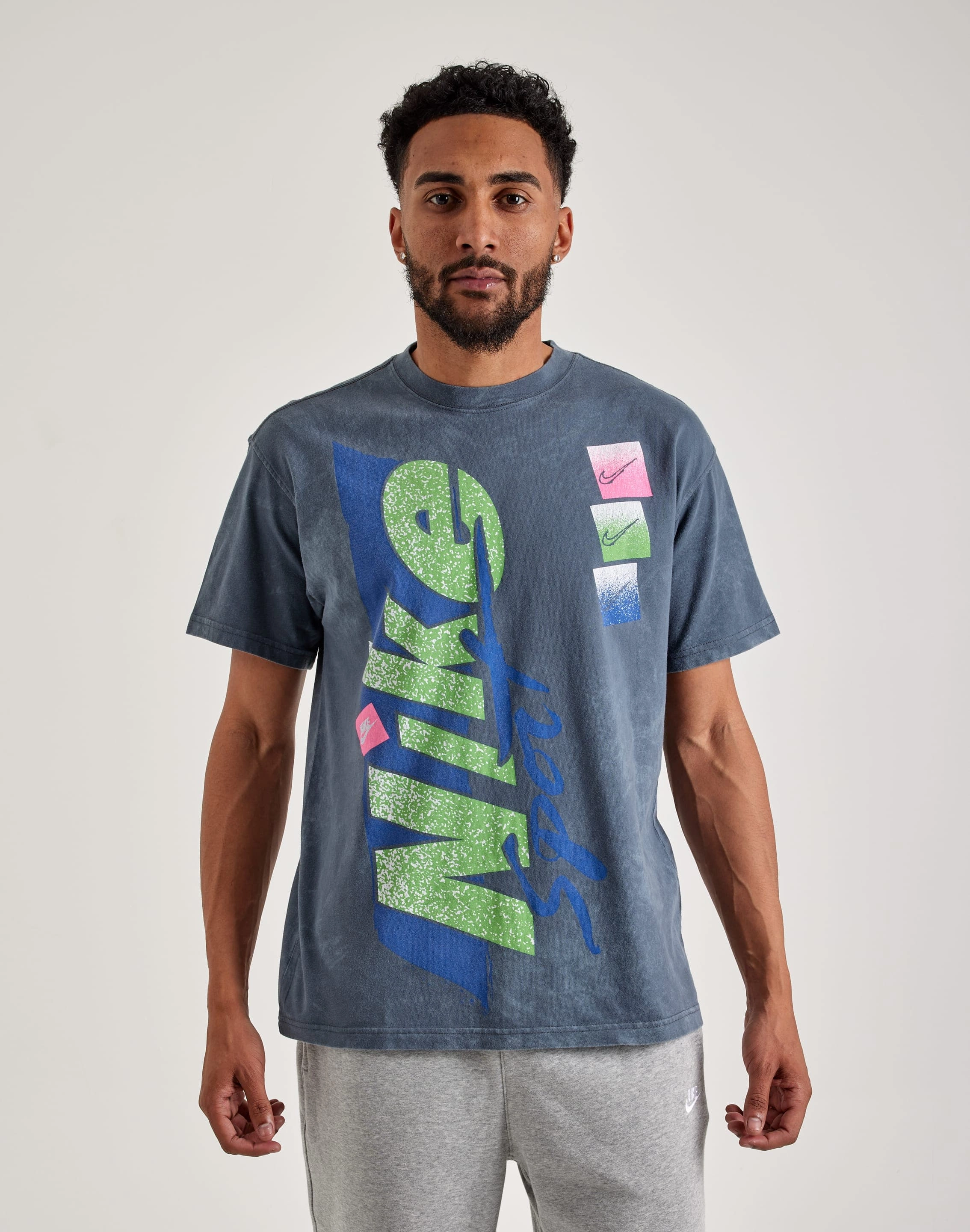 Nike Vintage '90s Tee Fashion culture Wardrobe staples