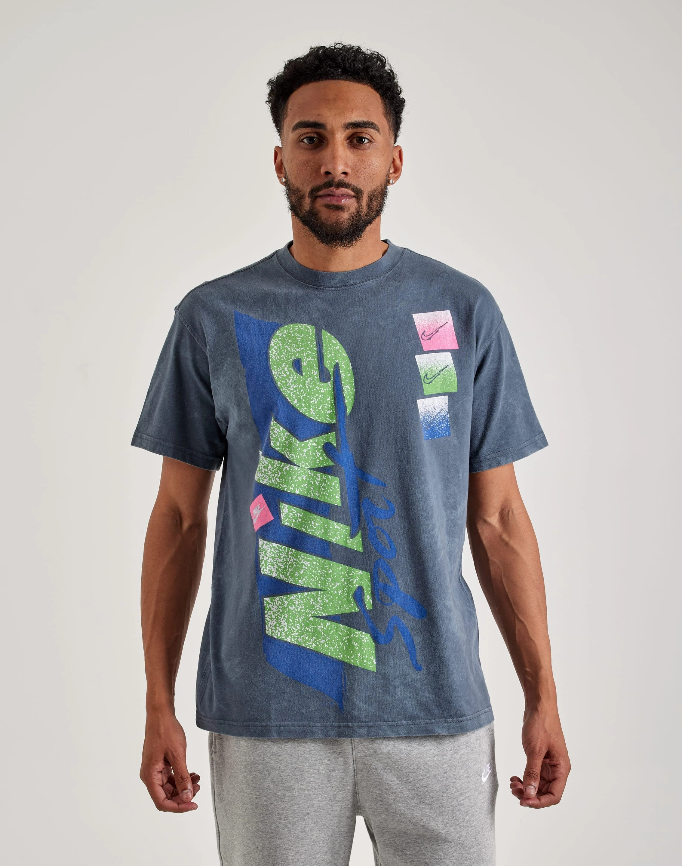 Nike Vintage '90s Tee Fashion culture Wardrobe staples