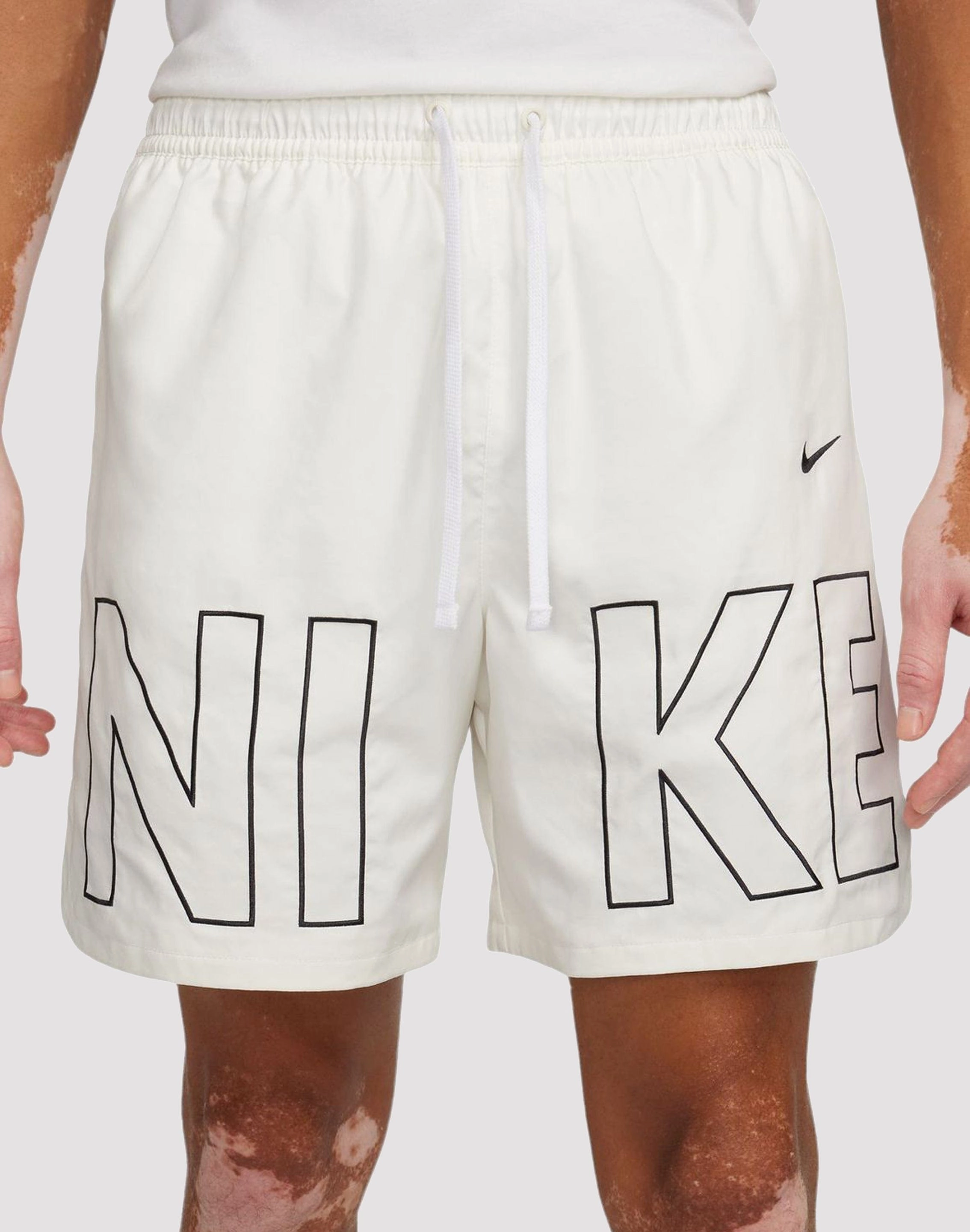 Stylish products Nike Woven Flow Shorts Embroidered fashion