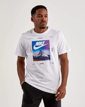 Outerwear options Nike Mountain Photo Tee Fashion trends