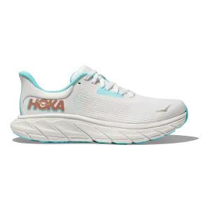 Powerful Hoka Arahi 7 - Frost - Rose Gold Statement-making