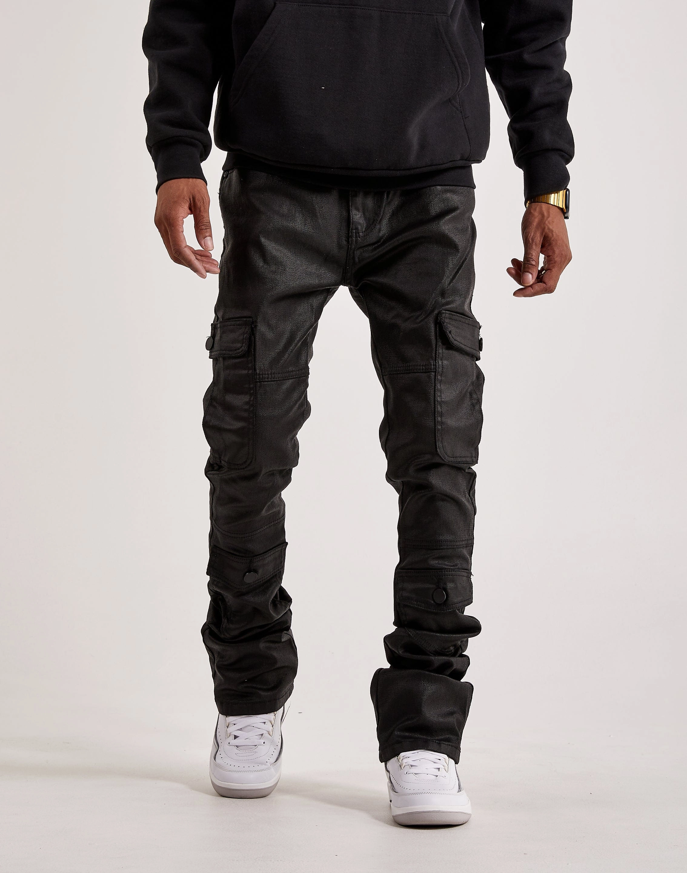 Fashion lookbook WAIMEA Coated Cargo Pants Fashionable goods