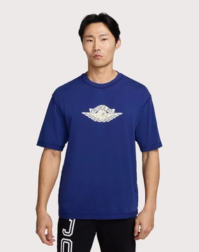 Retro fashion finds Nike Rare Air Tee Fashion advice