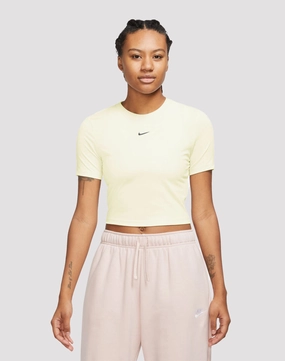 Silk - fabric fashion Nike Sportswear Essential Slim Cropped Tee Online fashion shopping