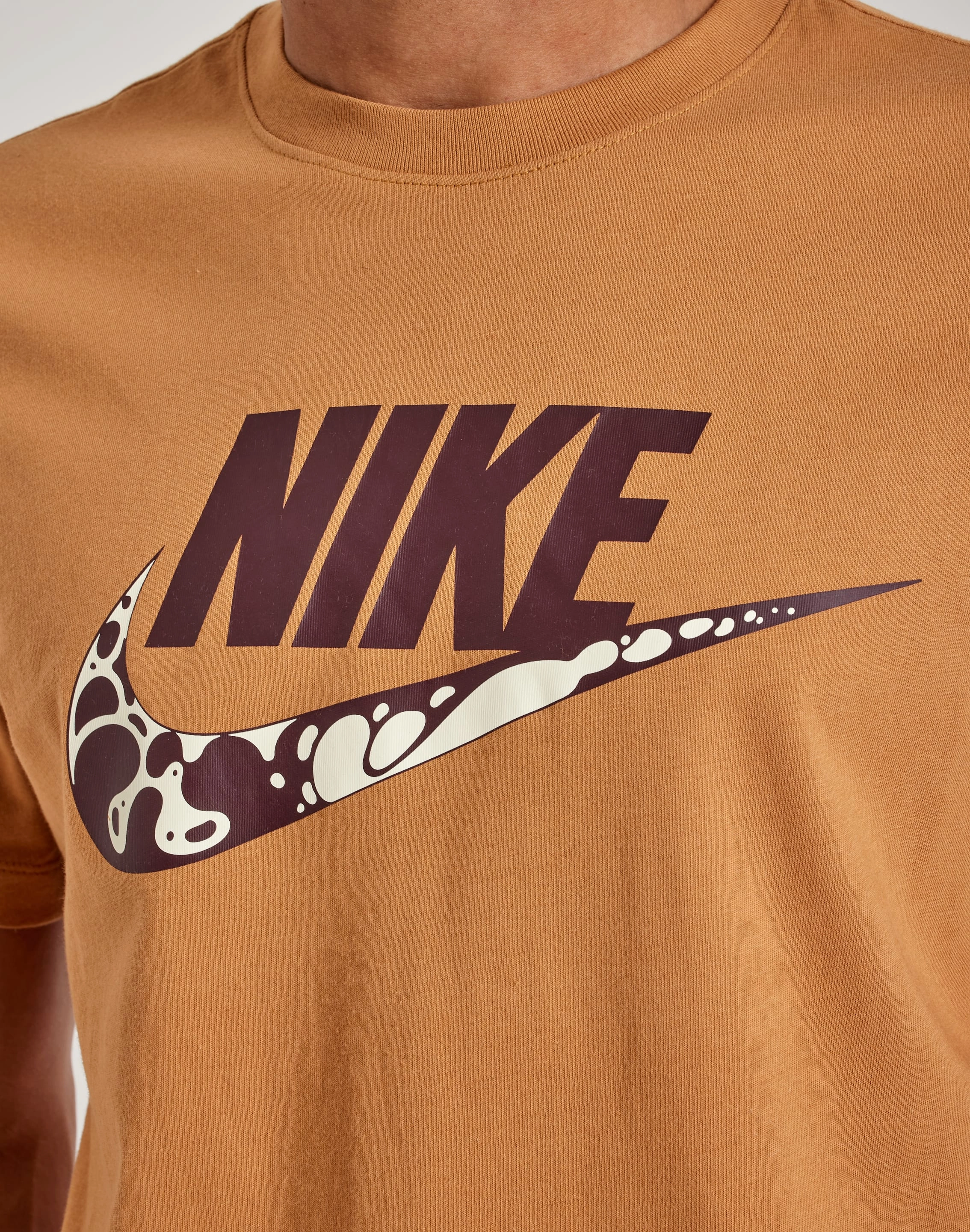 Smart casual wear Nike Futura Tee