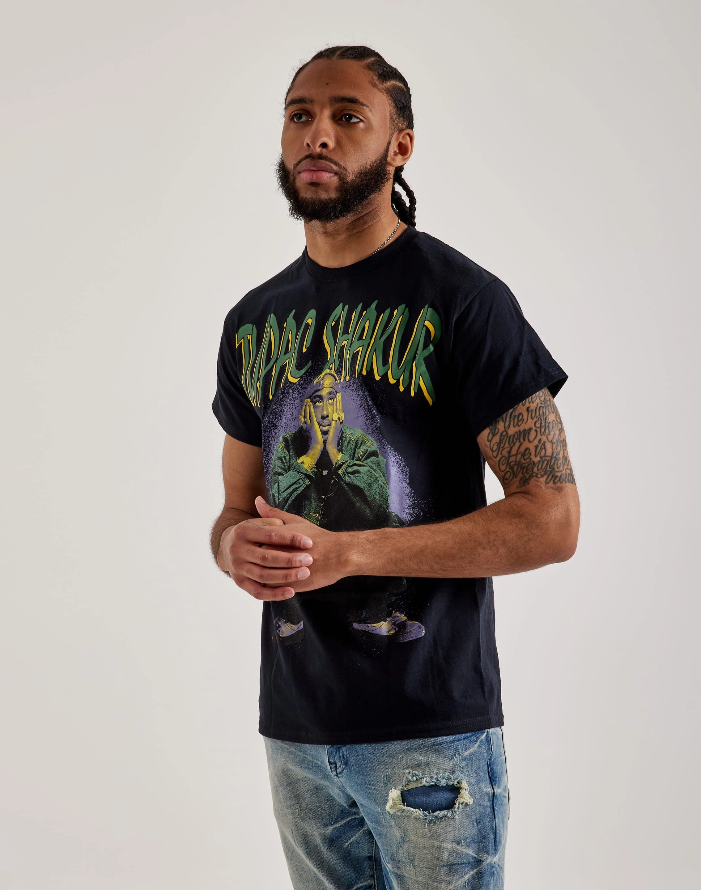 Smart fashion (wearables) Bravado Tupac Shakur Tee Outerwear options