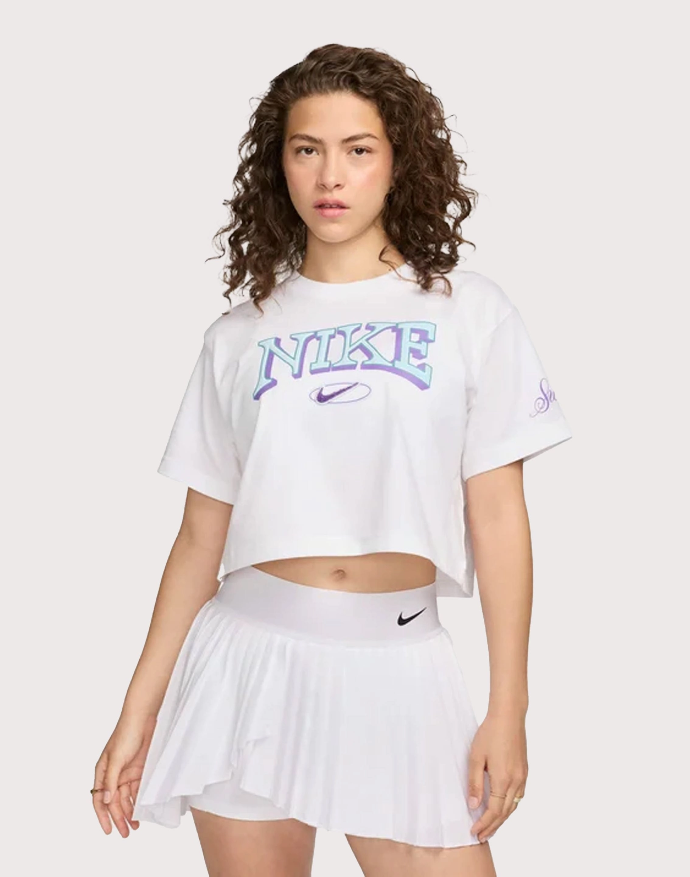 Smart fashion (wearables) Nike Loose Cropped Tee Fashion labels