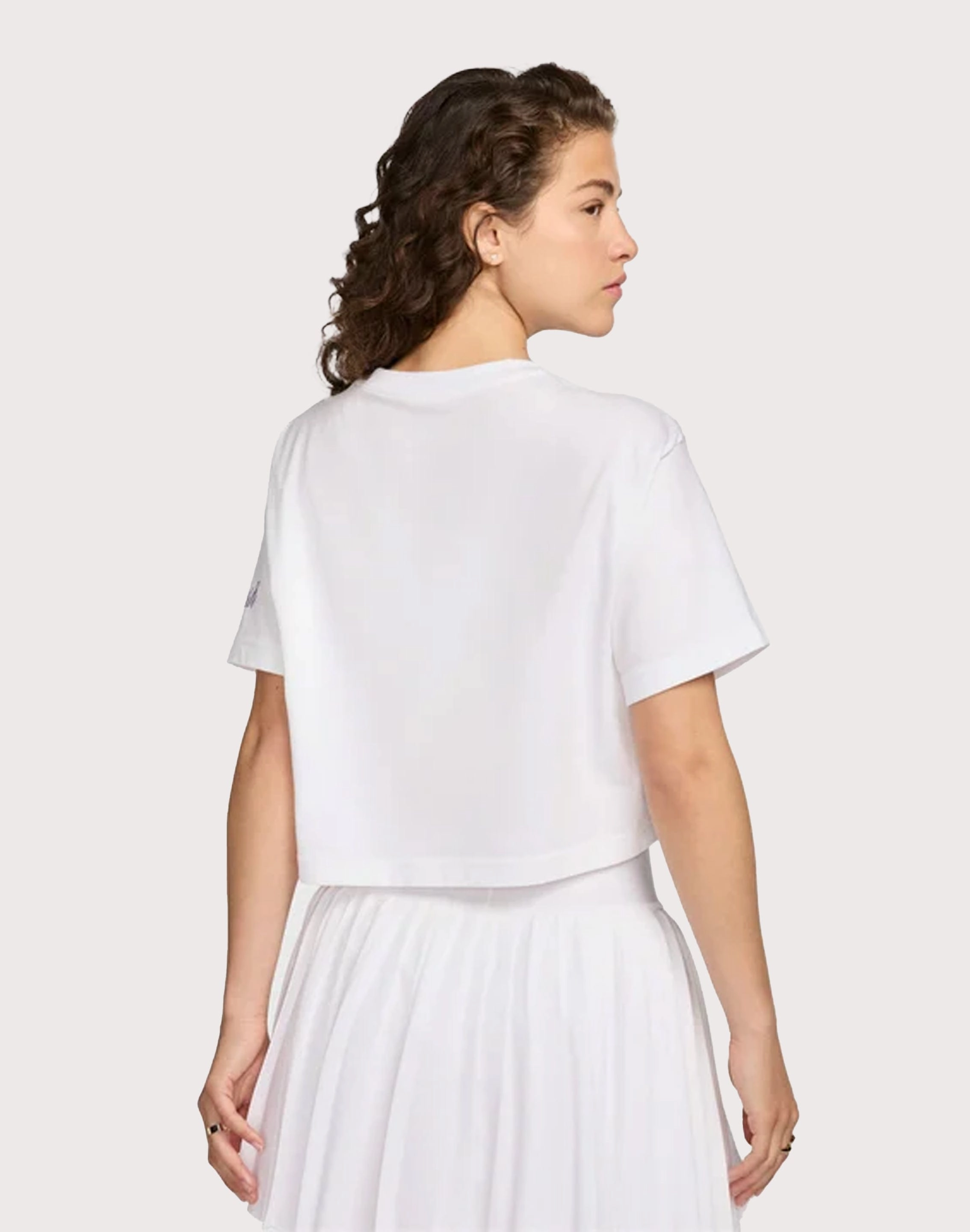 Smart fashion (wearables) Nike Loose Cropped Tee