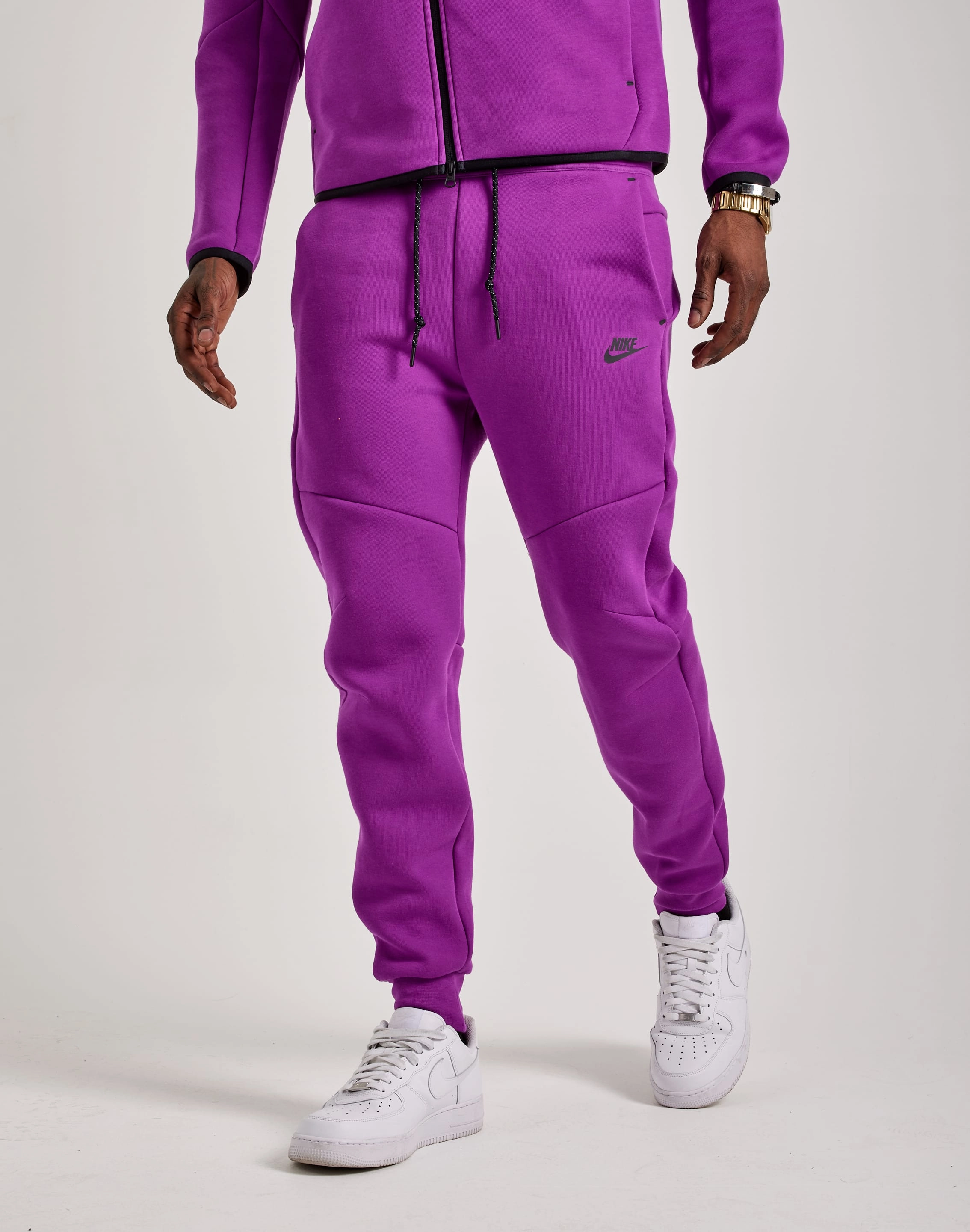 Smart fashion (wearables) Nike Tech Fleece Joggers