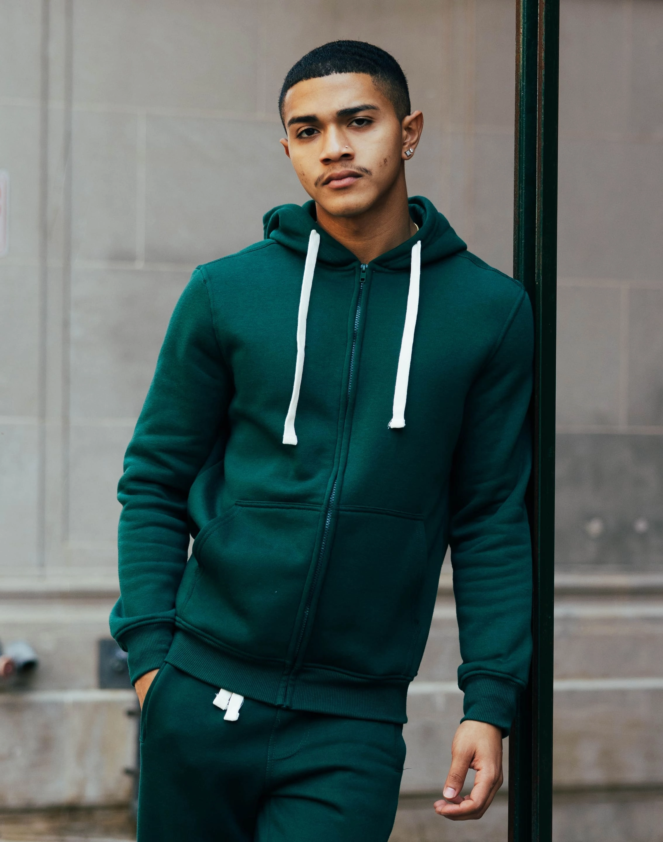 Comfortable apparel DH Essentials Basic Full-Zip Fleece Hoodie Fashion brands