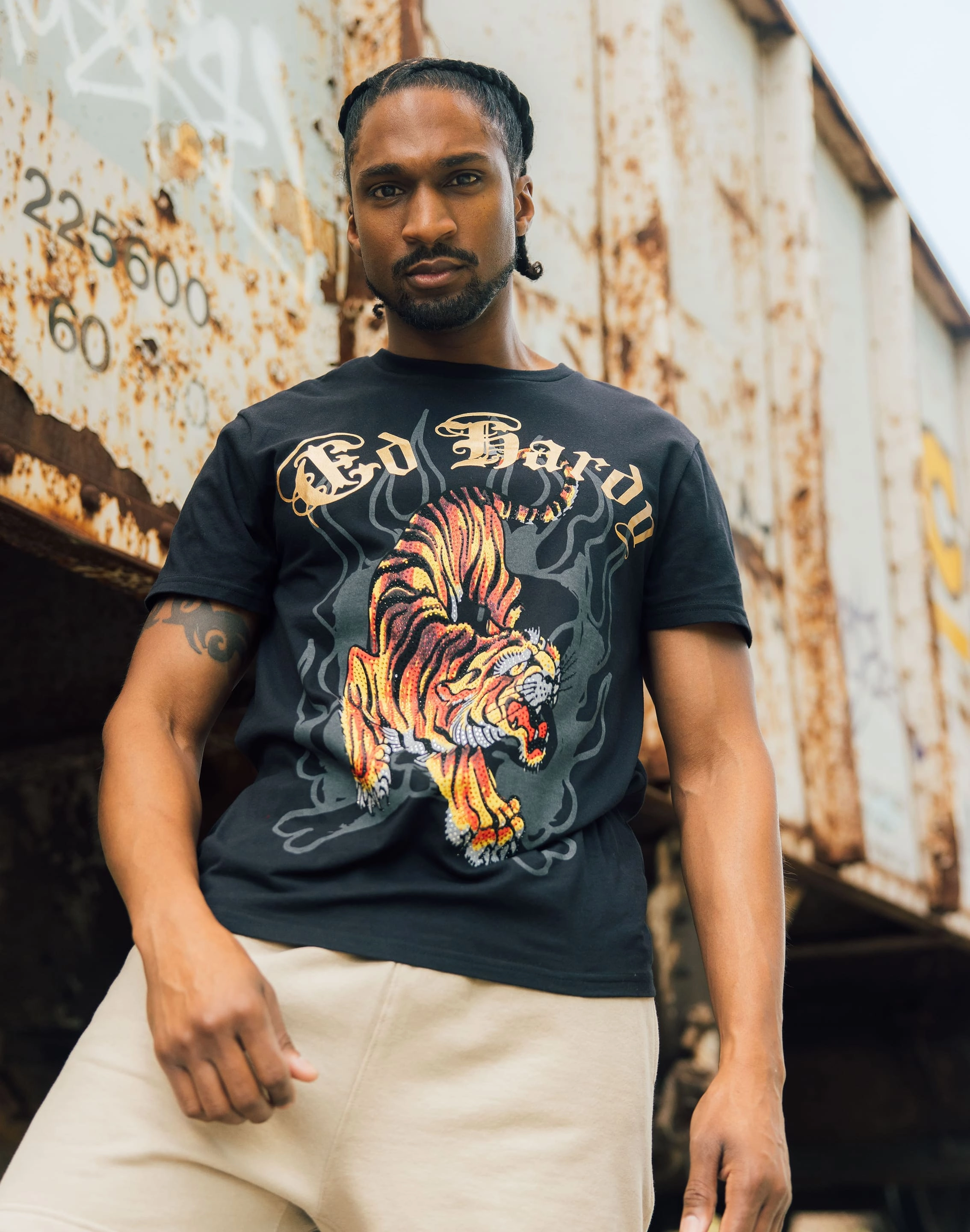 Style statements Ed Hardy Crawling Tiger Rhinestone Tee Workwear options