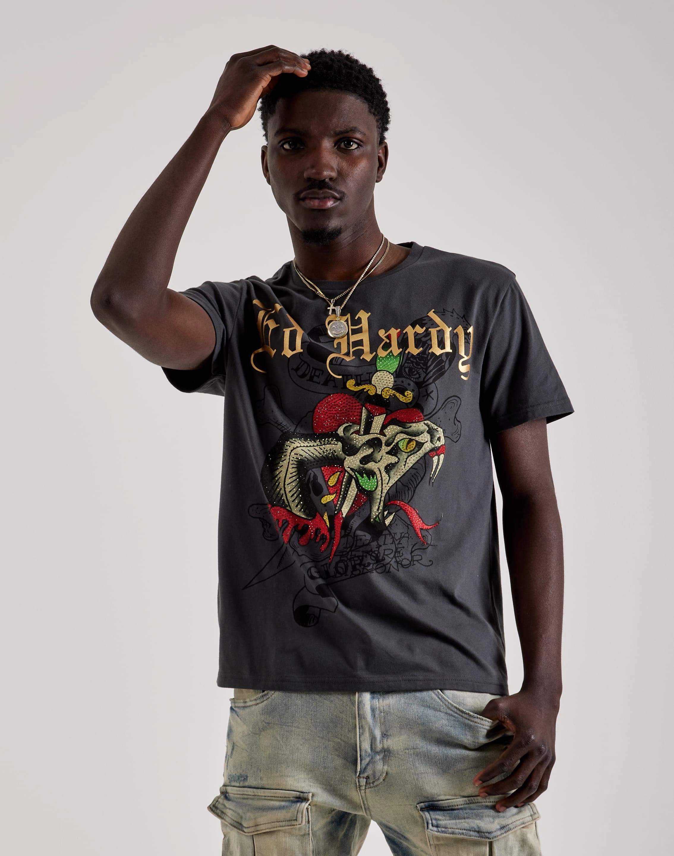 Sustainable fashion Ed Hardy Dagger Snake Rhinestone Tee Fashion care (washing, ironing, etc.)