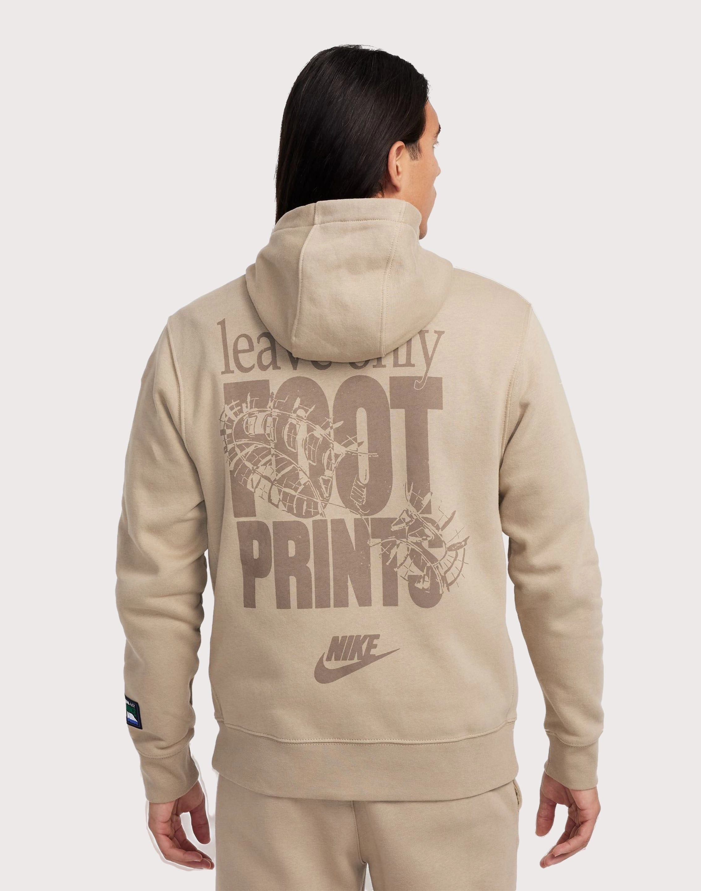 Sustainable fashion practices Nike Sportswear Club Gel Fleece Pullover Hoodie