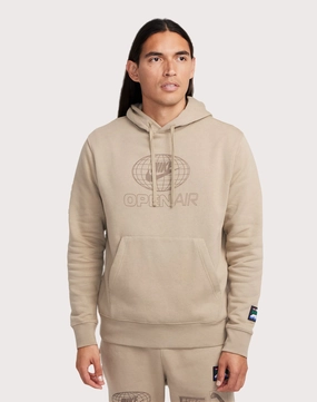 Sustainable fashion practices Nike Sportswear Club Gel Fleece Pullover Hoodie Sustainable fashion practices
