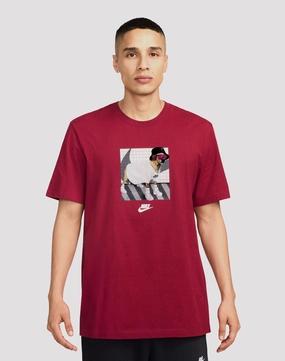 Vintage - inspired fashion Nike Sportswear Club Red Tee Denim - based fashion