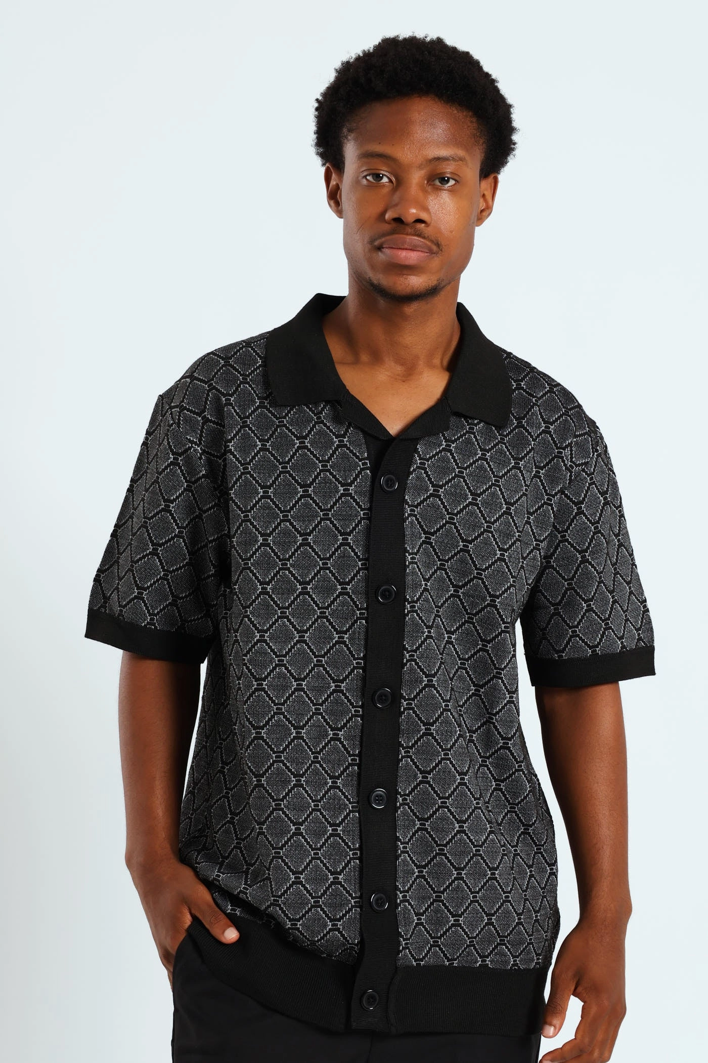 Vintage - inspired fashion Short Sleeve Button Through Knit Shirt - Black/White Fashion on sale