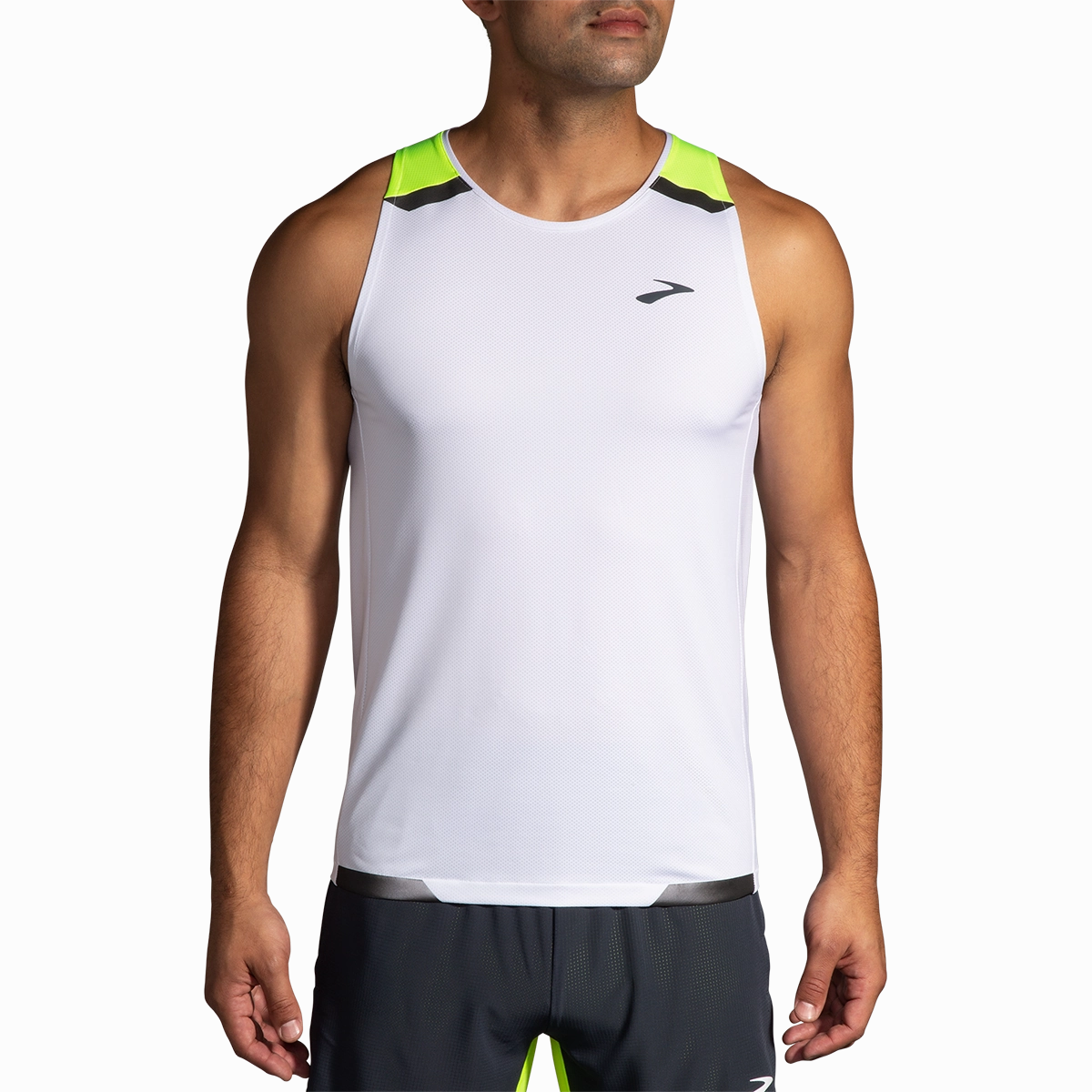 Brooks Run Visible Tank Refined Broad