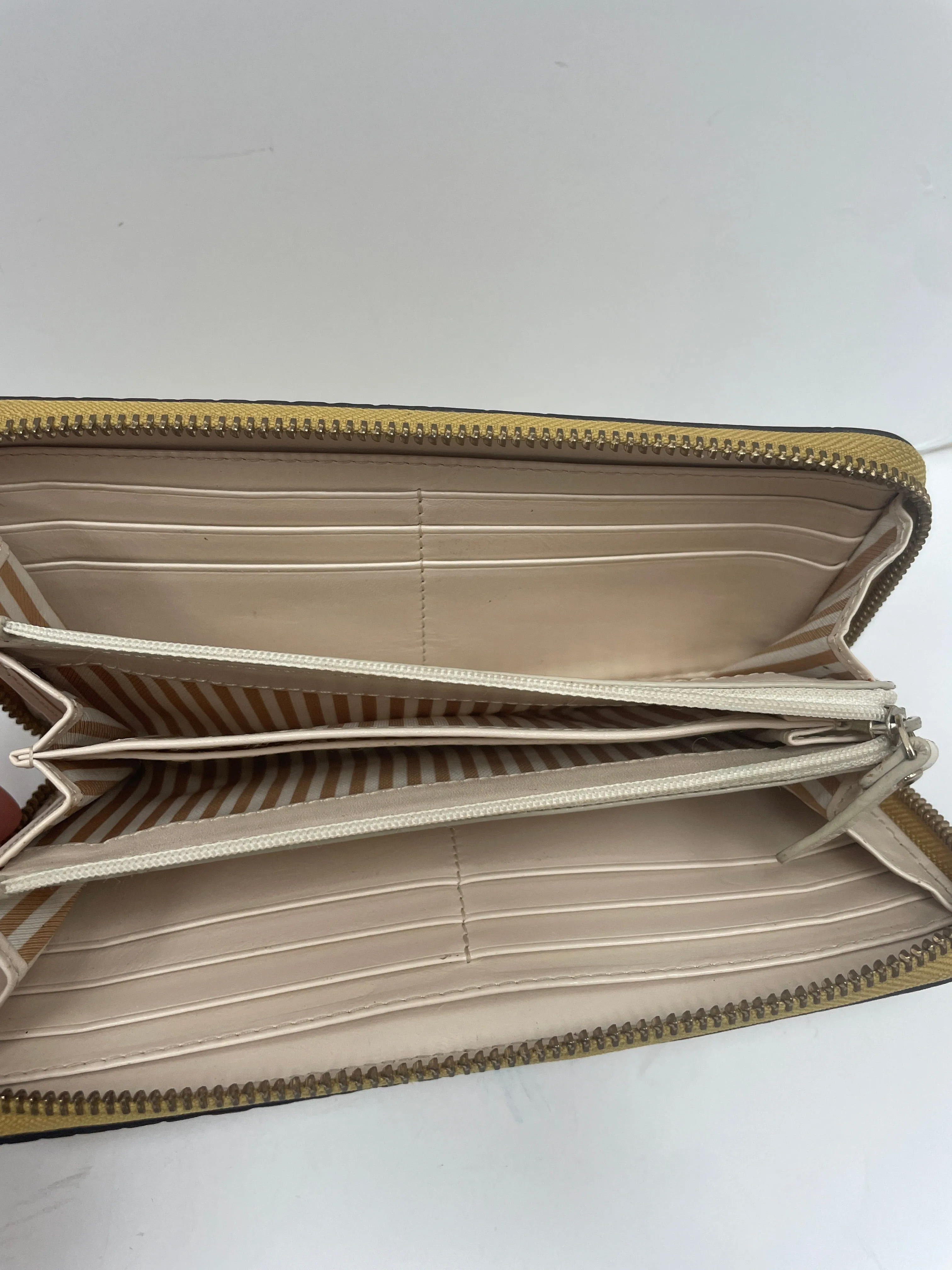Wallet Designer By Kate Spade  Size: Large Kate Spade Bags