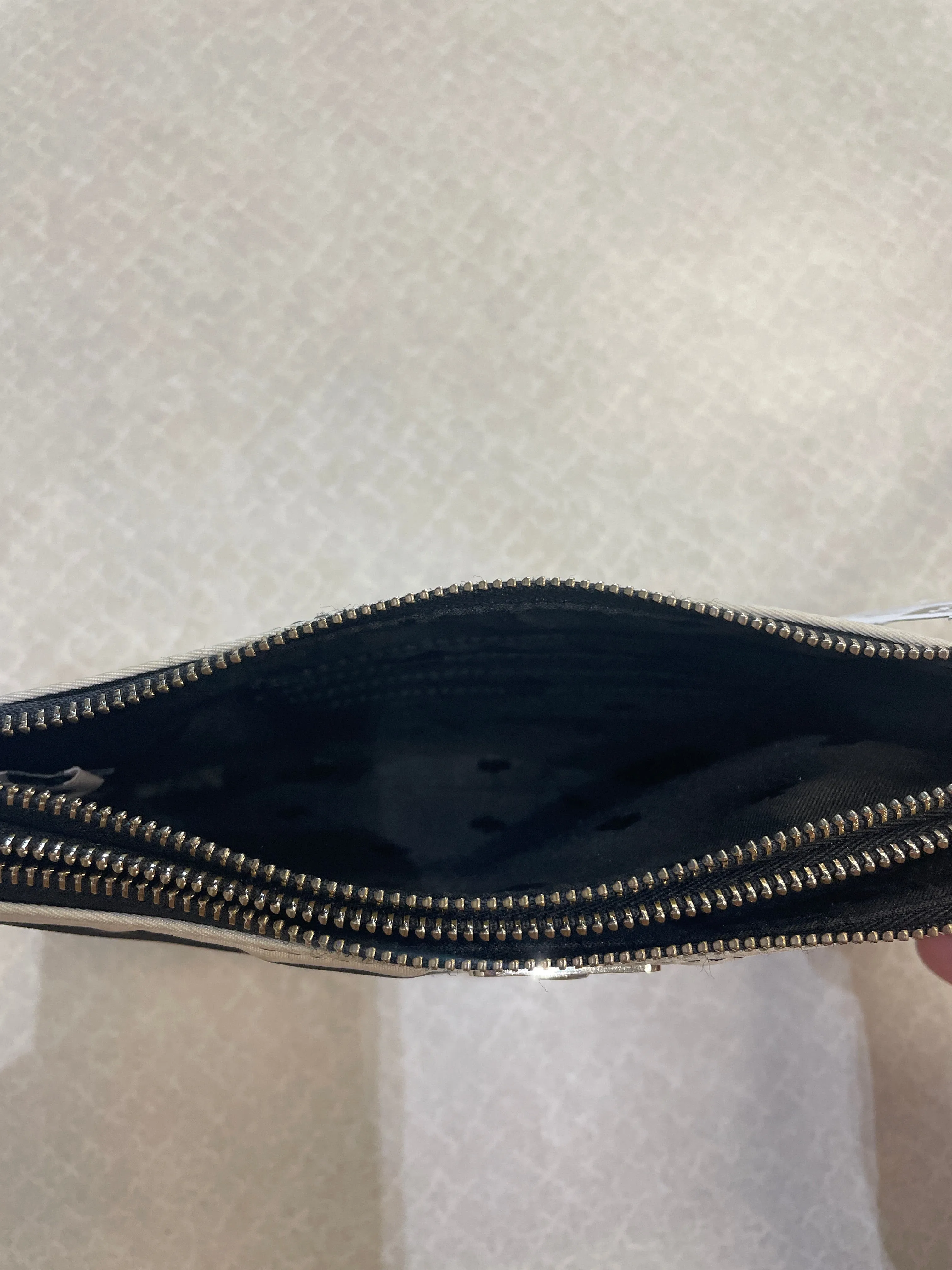 Wallet Designer Kate Spade, Size Medium Kate Spade Bags