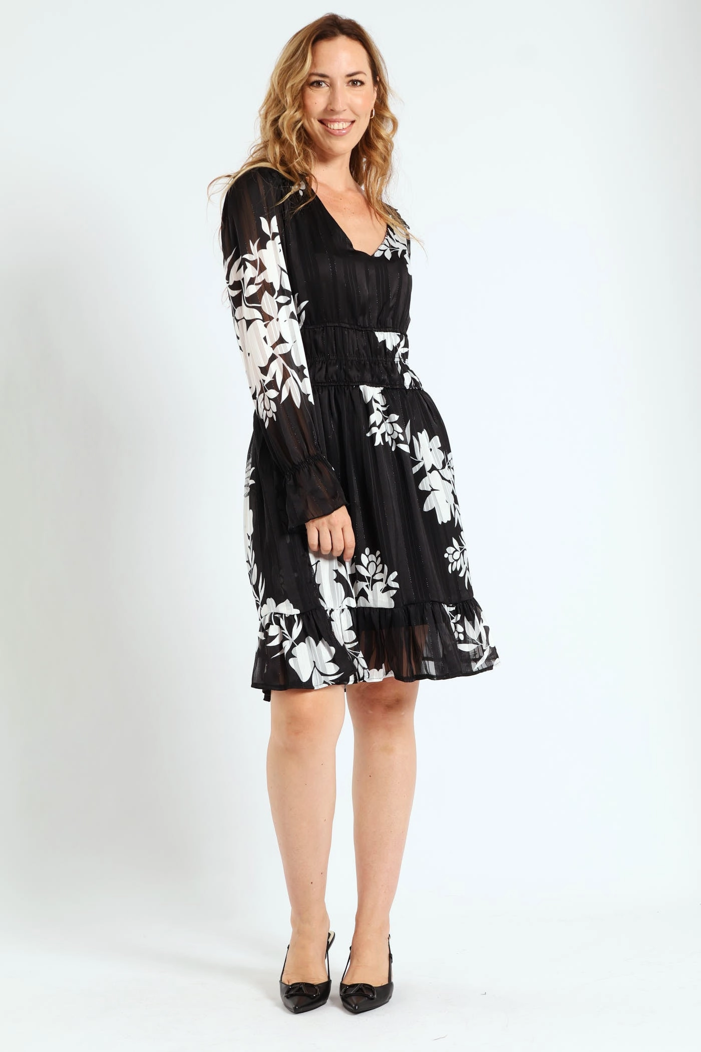 V-Neck Elasticated Waist Tea Dress - Black/White Classic fashion pieces New fashion arrivals